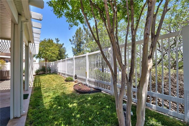39312 Beringer Dr, Murrieta, CA 92563 - view of yard