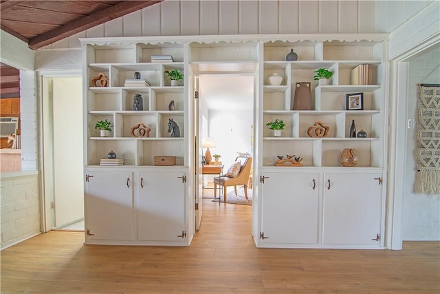 438 S Lamer St, Burbank, CA 91506 - view of pantry