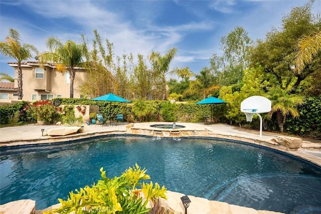 28433 Pinewood Ct, Saugus, CA 91390 - view of pool featuring an in-ground hot tub and a patio