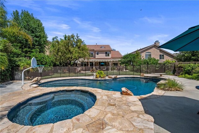 28433 Pinewood Ct, Saugus, CA 91390 - view of pool featuring an in-ground hot tub and a patio area