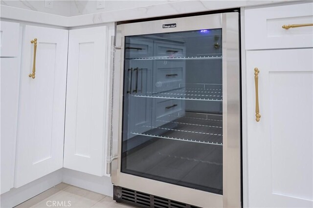16840 Superior St, Northridge, CA 91343 - detailed view of beverage cooler