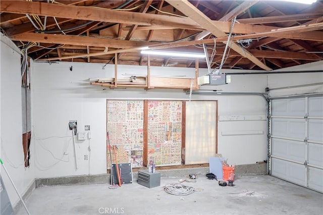 16840 Superior St, Northridge, CA 91343 - garage with a garage door opener