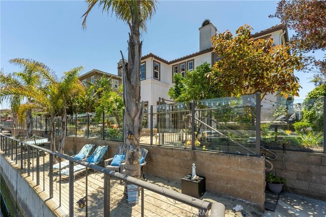 4027 W Hemlock St, Oxnard, CA 93035 - view of community with fence