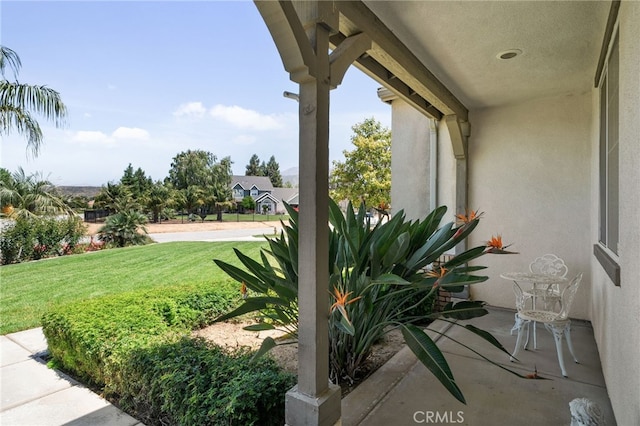 955 Union St, Cherry Valley, CA 92223 - view of grassy yard