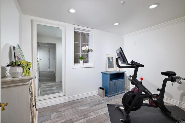 6019 La Flecha, Rancho Santa Fe, CA 92067 - exercise room featuring baseboards, light wood-type flooring, and recessed lighting