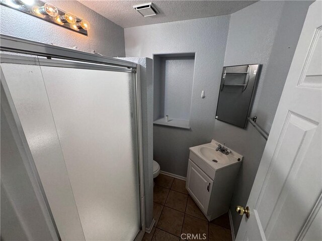 13208 Berkeley Ln, Victorville, CA 92392 - photo 15