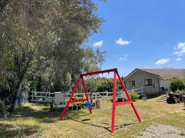 3048 Jason Rd, Fallbrook, CA 92028 - view of playground