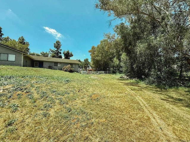 3048 Jason Rd, Fallbrook, CA 92028 - view of yard