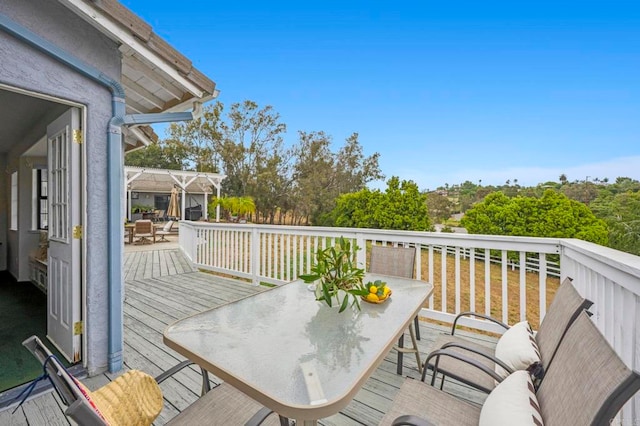 3048 Jason Rd, Fallbrook, CA 92028 - wooden terrace with outdoor dining space