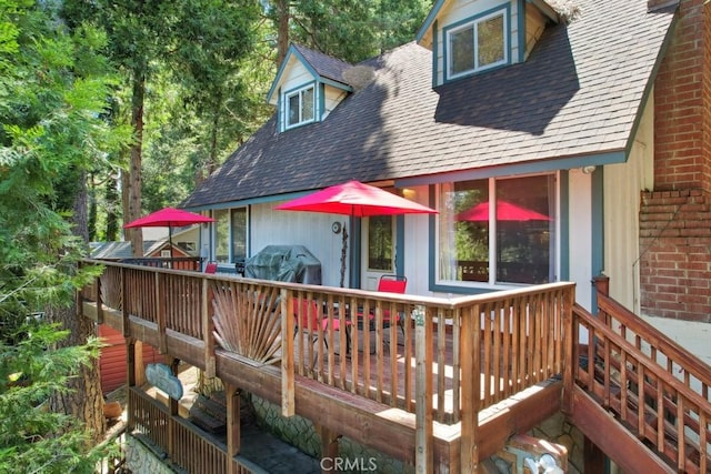 23697 Bowl Rd, Crestline, CA 92325 - view of wooden deck
