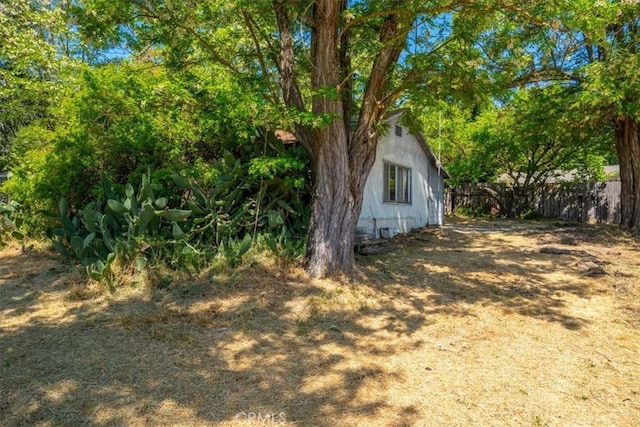 5985 Dolores Ave, Atascadero, CA 93422 - view of yard featuring fence