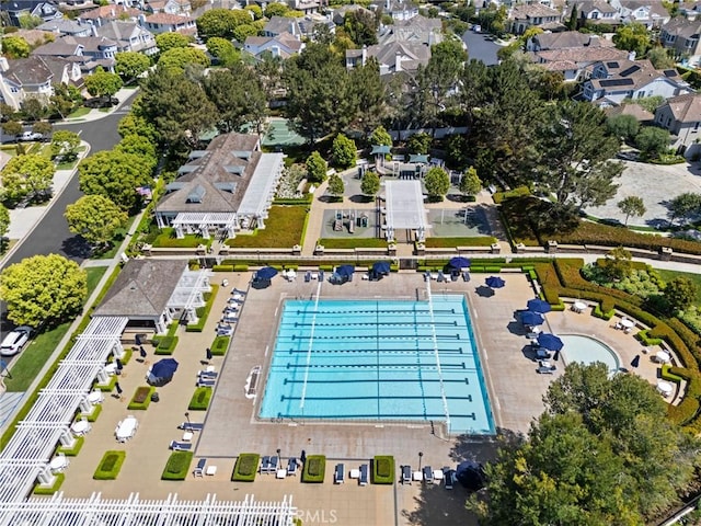 bird's eye view with a residential view