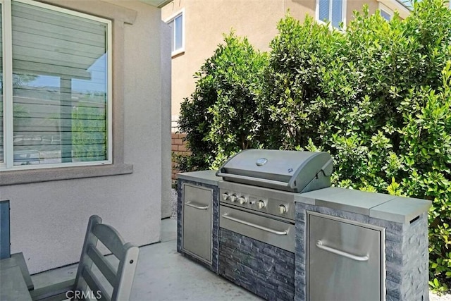 43118 Fiore St, Indio, CA 92203 - view of patio featuring grilling area and exterior kitchen
