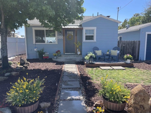 586 Del Mar Ave, Chula Vista, CA 91910 - view of front facade with fence