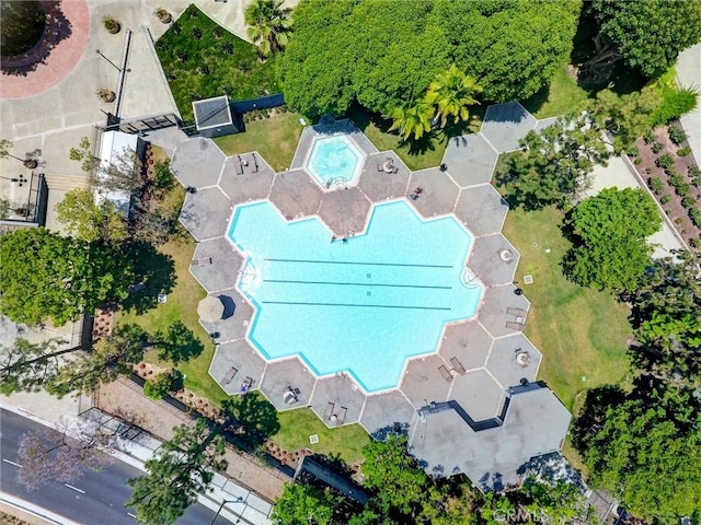 800 W 1st St Unit 710, Los Angeles, CA 90012 - aerial view of a pool