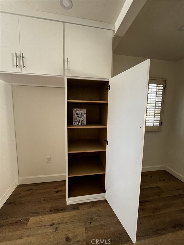 1449 W 45th St, Los Angeles, CA 90062 - view of closet