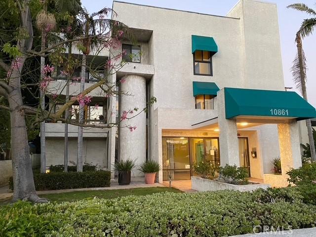 view of property