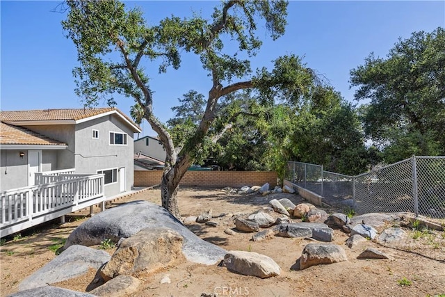 33340 Gisborne Way, Lake Elsinore, CA 92530 - view of yard featuring a wooden deck