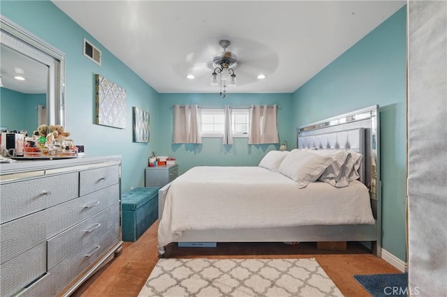 bedroom featuring visible vents, baseboards, a ceiling fan, and recessed lighting