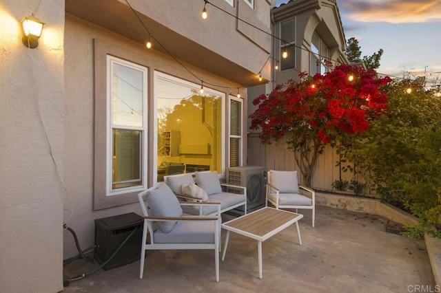 18562 Caminito Pasadero, San Diego, CA 92128 - view of patio with fence