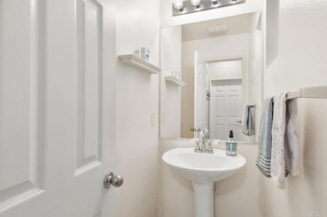 18562 Caminito Pasadero, San Diego, CA 92128 - view of bathroom