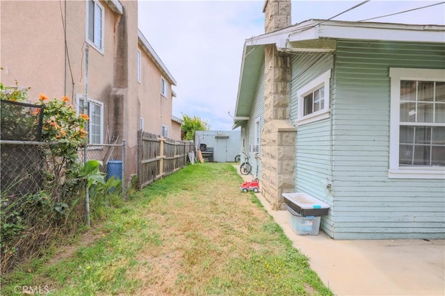 1341 N Fries, Wilmington, CA 90744 - view of yard featuring fence