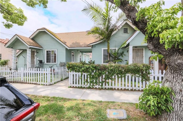 1341 N Fries, Wilmington, CA 90744 - view of front of property featuring a fenced front yard