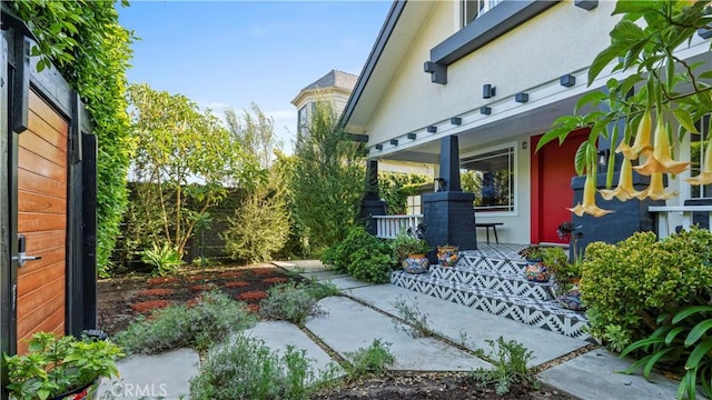 5323 Arlington Ave, Los Angeles, CA 90043 - photo 2