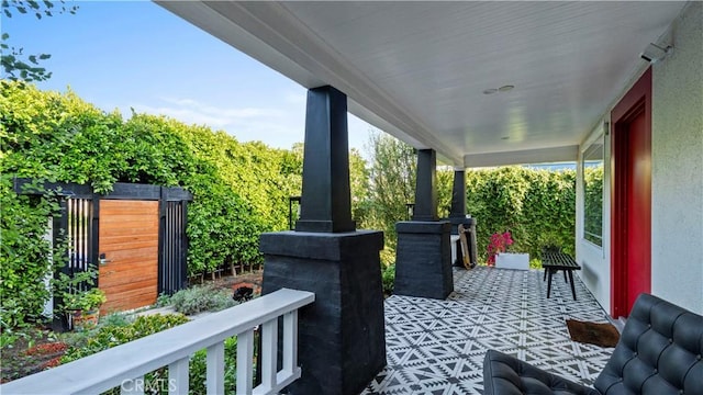 5323 Arlington Ave, Los Angeles, CA 90043 - photo 6