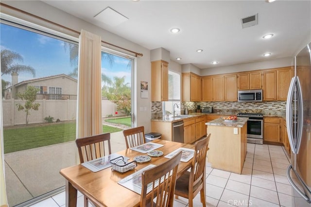 8946 Burlington Cir, Riverside, CA 92508 - photo 6