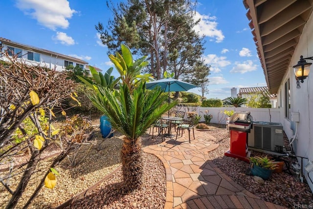 4704 Cordoba Way, Oceanside, CA 92056 - fenced backyard with a patio and outdoor dining space