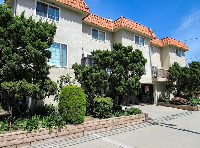 315 W Alameda Ave Unit 6, Burbank, CA 91506 - view of property