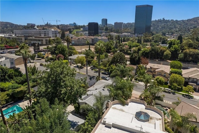 10633 Chiquita St, Toluca Lake, CA 91602 - aerial view of a pool area