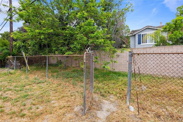 1015 N Moraga St, Anaheim, CA 92801 - photo 24