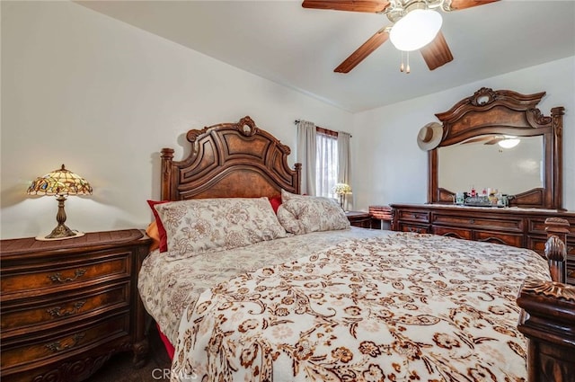 bedroom featuring a ceiling fan