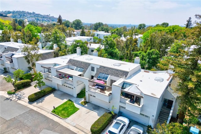 aerial view of property and surrounding area