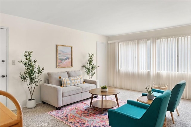 660 Stanley Ave, Long Beach, CA 90814 - view of carpeted living area