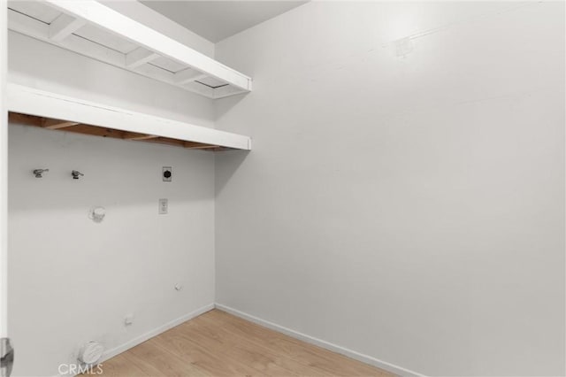 660 Stanley Ave, Long Beach, CA 90814 - clothes washing area featuring gas dryer hookup, hookup for a washing machine, laundry area, and electric dryer hookup