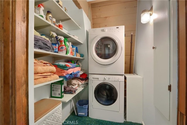 60027 Cascadel Dr S, North Fork, CA 93643 - laundry room with stacked washing machine and dryer