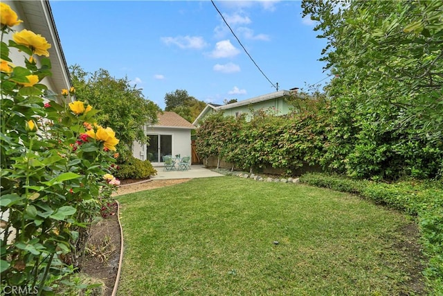 21820 Dumetz Rd, Woodland Hills, CA 91364 - view of yard featuring a patio area