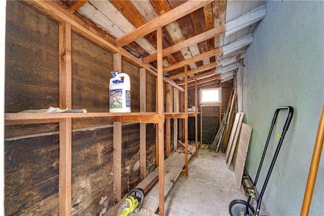 21820 Dumetz Rd, Woodland Hills, CA 91364 - view of storage