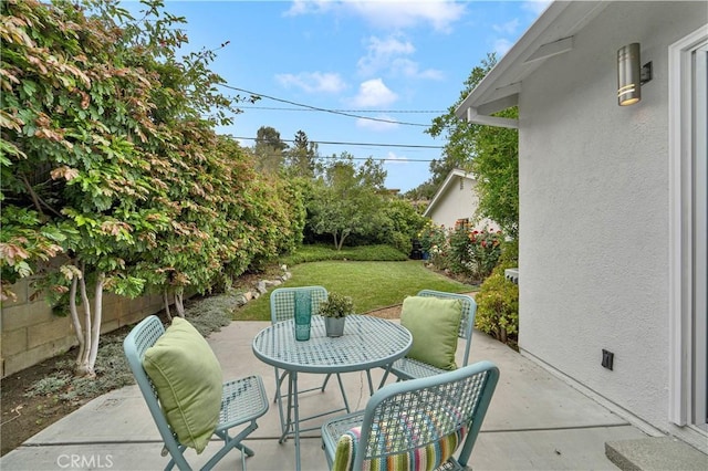 21820 Dumetz Rd, Woodland Hills, CA 91364 - view of patio