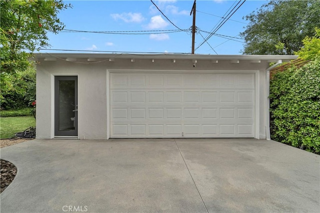 21820 Dumetz Rd, Woodland Hills, CA 91364 - view of detached garage
