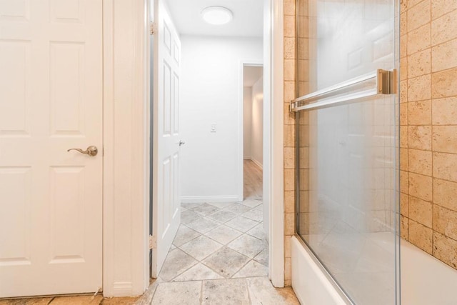 9860 Dale Ave Unit D10, Spring Valley, CA 91977 - bathroom with enclosed tub / shower combo