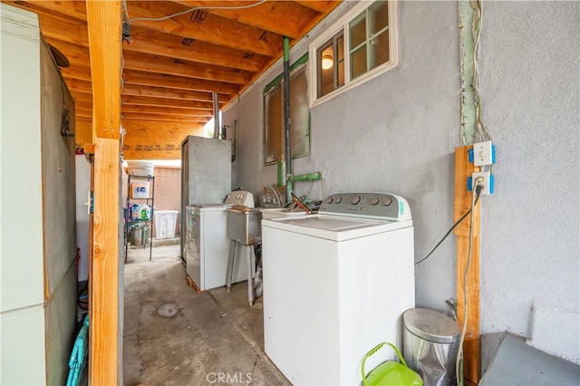4253 Eugene St, Los Angeles, CA 90063 - washroom featuring separate washer and dryer