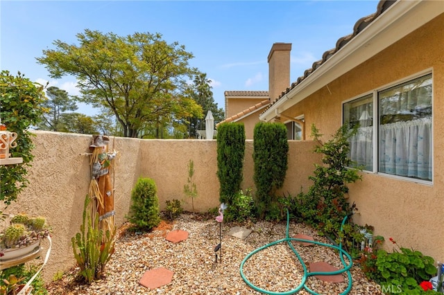 672 La Quinta Dr, Banning, CA 92220 - view of yard with fence