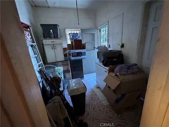 606 W 57th St, Los Angeles, CA 90037 - kitchen featuring stainless steel microwave