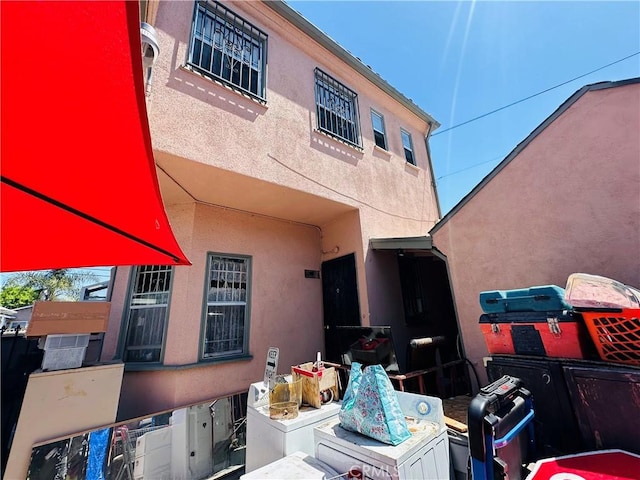 606 W 57th St, Los Angeles, CA 90037 - view of building exterior