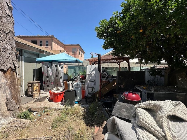 606 W 57th St, Los Angeles, CA 90037 - view of yard