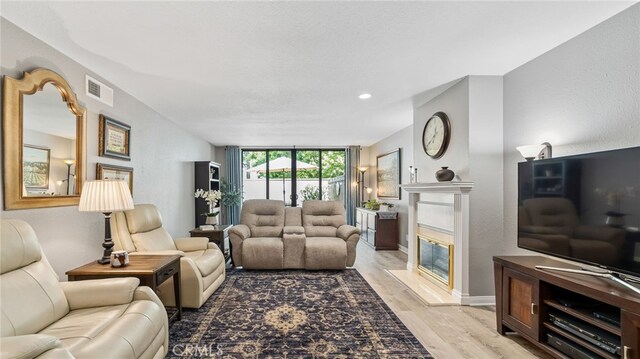 170 N Grand Ave Unit 103, Pasadena, CA 91103 - photo 36